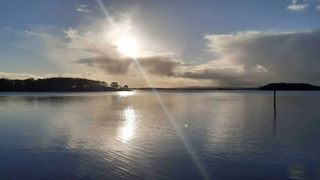 irish-lake-scene